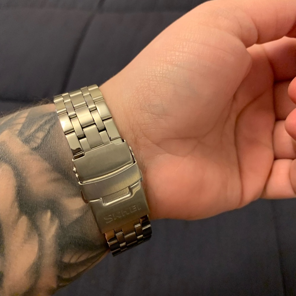 Watch - Picture 3 of 3